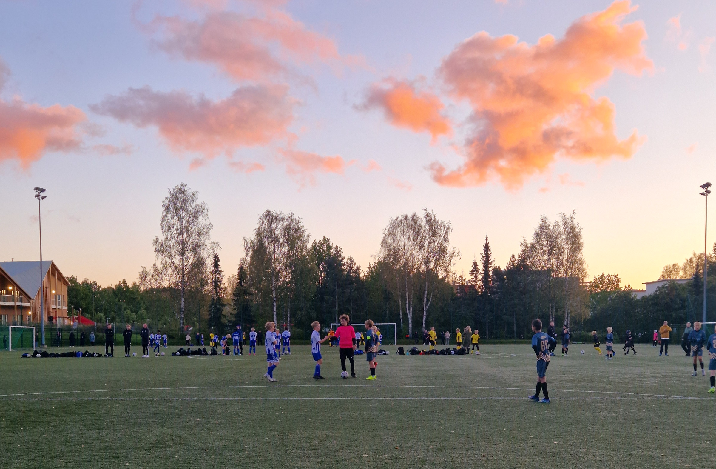 Yhdessä kohti unelmia – katsaus ATW Unitedin ensimmäiseen sarjakauteen